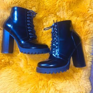 Black Patent Leather Chunky Heeled Lace Up Boots